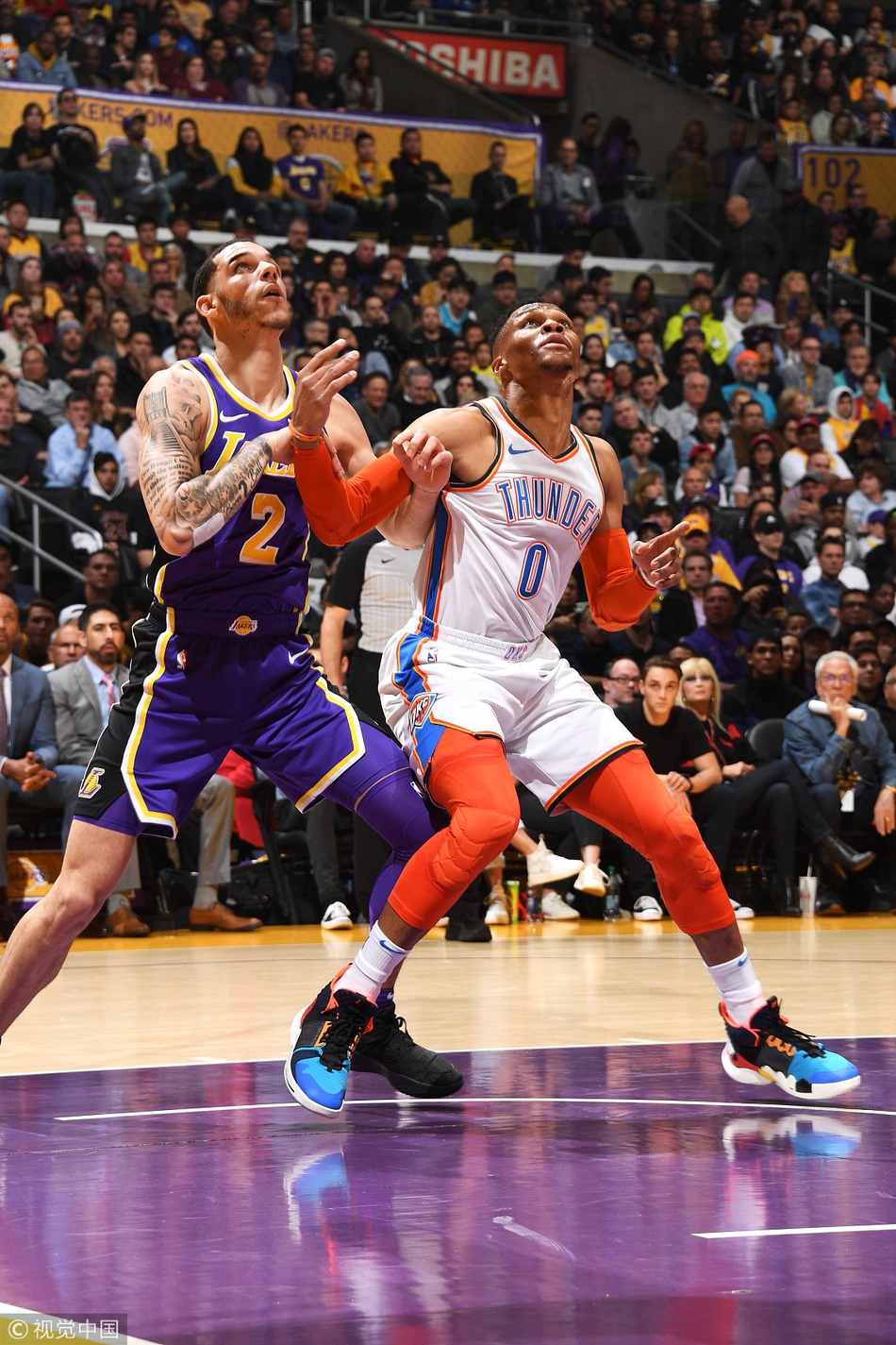 尤其是在面 尤其是在面